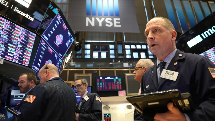 Wall Street plunges to close with biggest one-day loss since March 16 ...