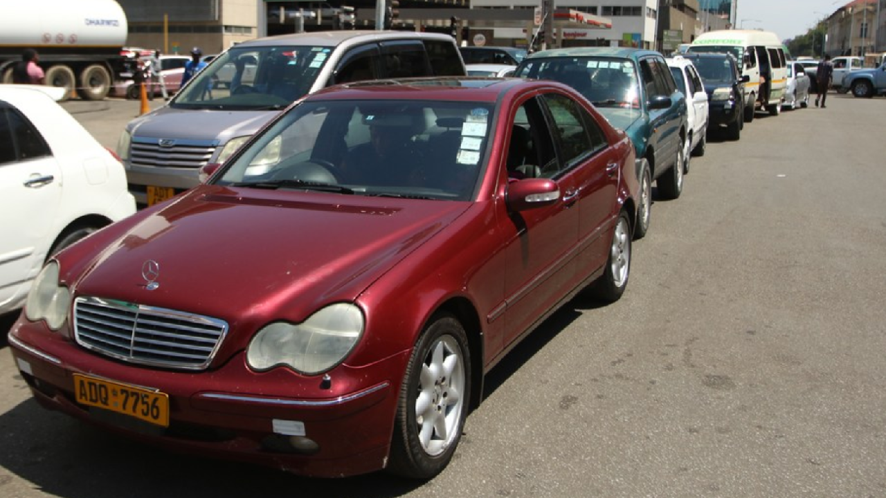 zimbabwe-bans-import-of-used-cars-older-than-10-years-cgtn