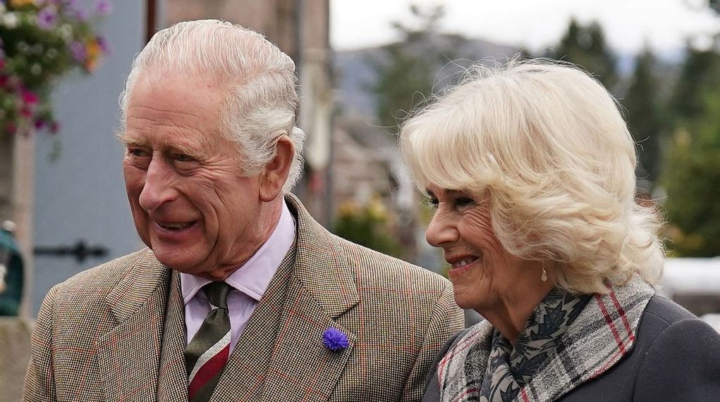 Britain's King Charles III (L) and Britain's Camilla, Queen Consort (R) arrive at a reception to thank the community of Aberdeenshire for their organisation and support following the death of Queen Elizabeth II at Station Square, the Victoria & Albert Halls, in Ballater, on October 11, 2022. /POOL / AFP