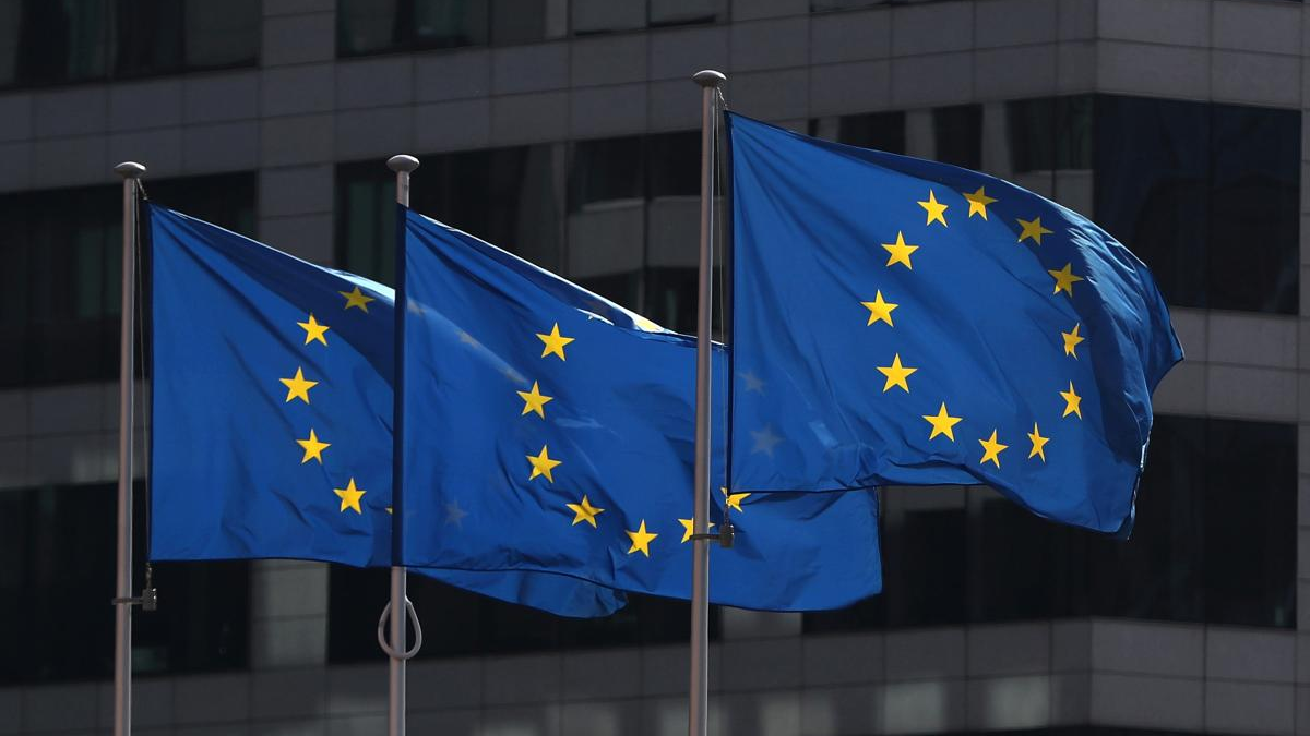 EU flags. /Reuters

