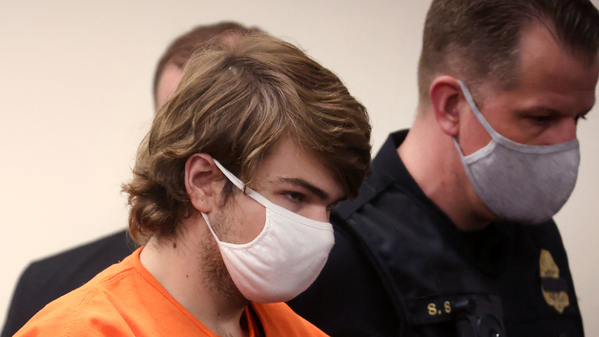 U.S. teen sentenced to life for racist massacre at supermarket - CGTN