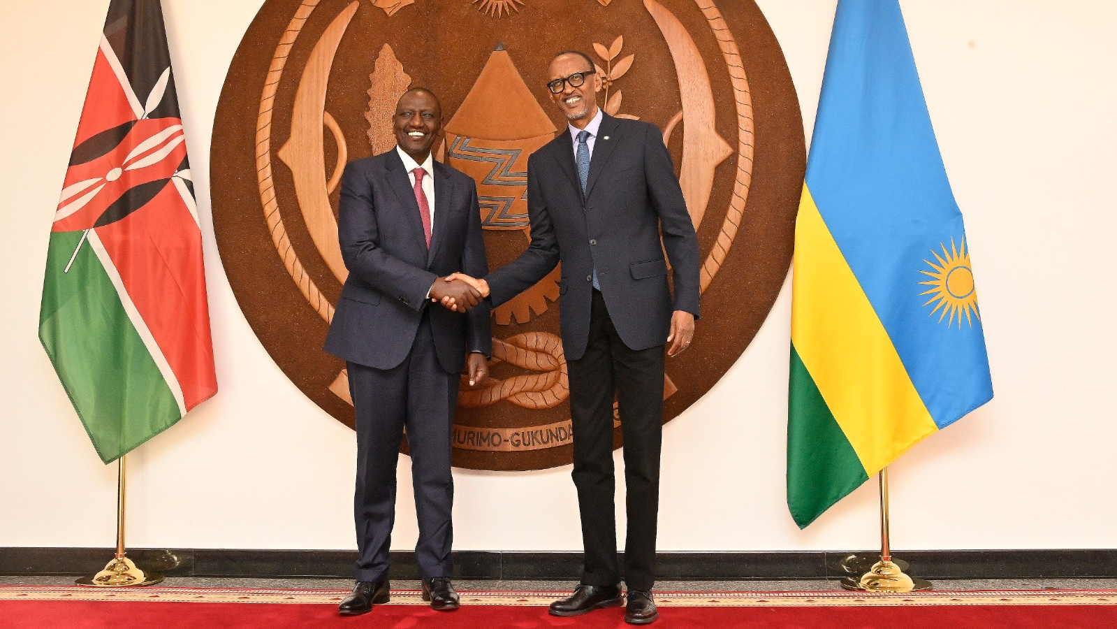 Kenyan President William Ruto (L) and his Rwandan counterpart Paul Kagame in the capital Kigali. /Kenya's Presidency