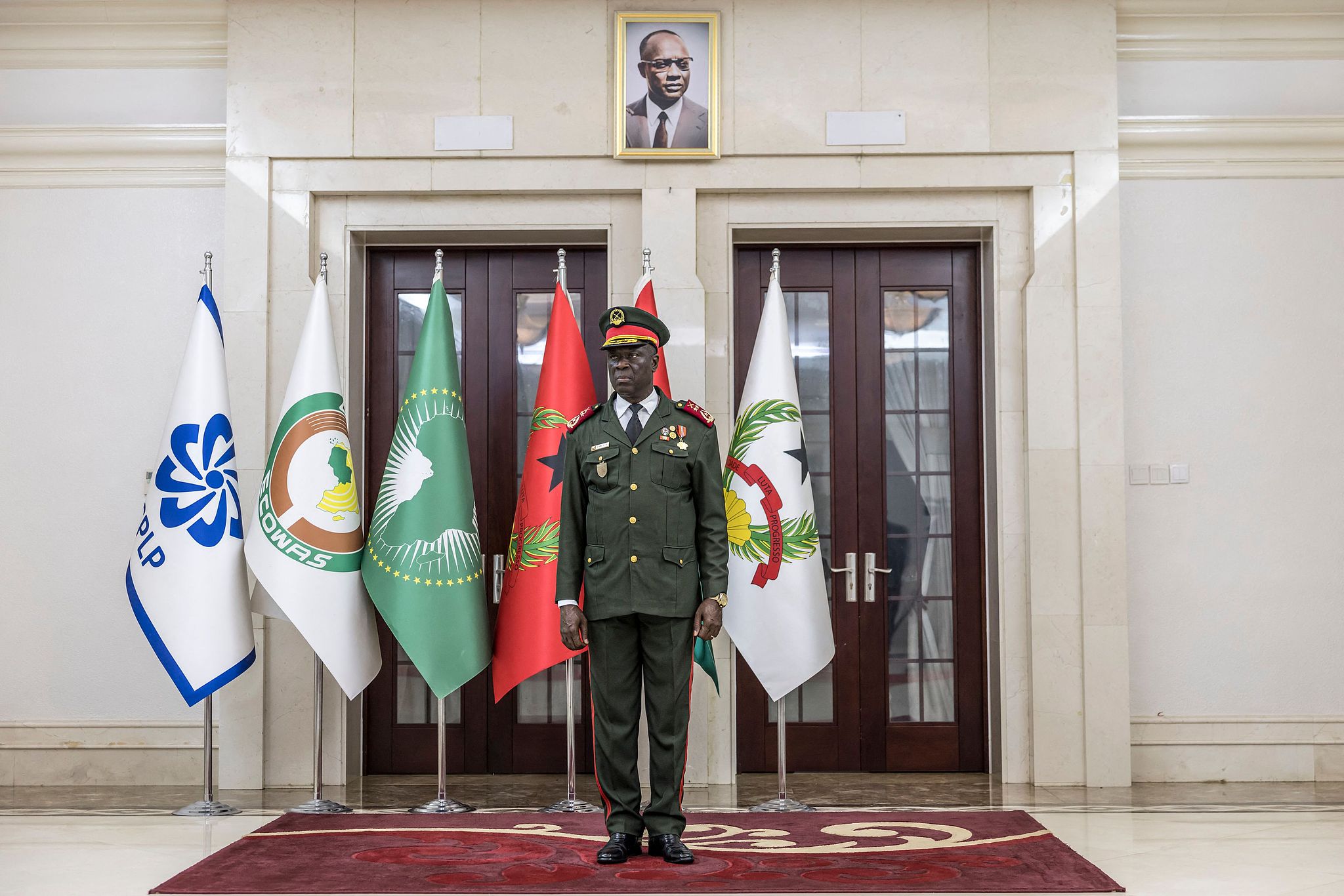 Transitional government President Horta Inta-A during the swearing-in ceremony at the Presidential Palace in Bissau, on November 28, 2025. /CFP