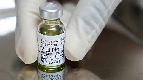 Lenacapavir, is administered twice a year and has demonstrated more than 99.9 percent effectiveness in reducing the risk of HIV transmission in clinical trials. /VCG