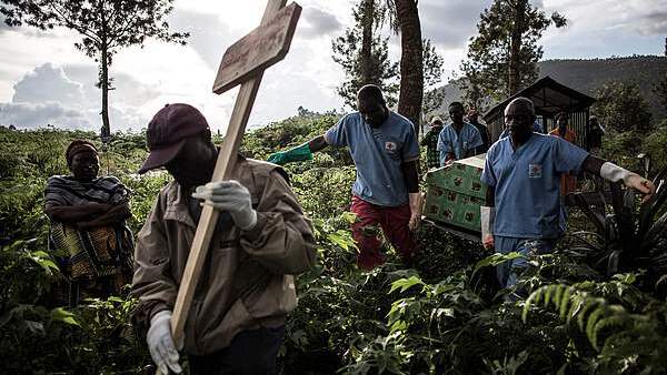 Mexico bars Central African travelers over Ebola ahead of World Cup