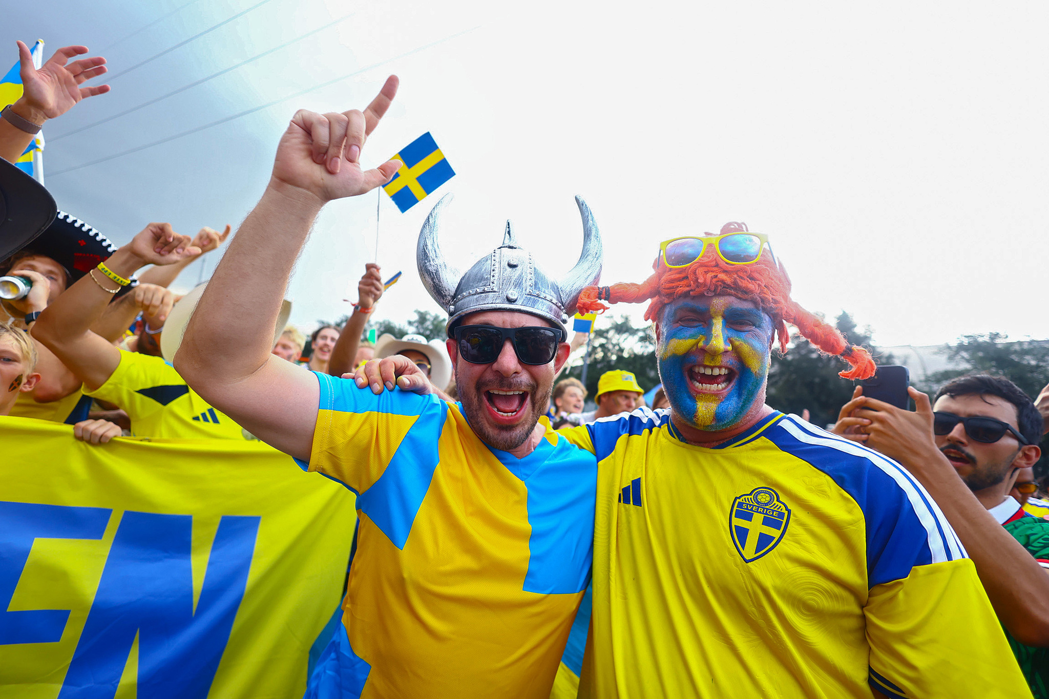 Swedish fans cheer as they arrive at Monterrey Stadium in Mexico ahead of Sweden's match against Tunisia, June 14, 2026. /CFP