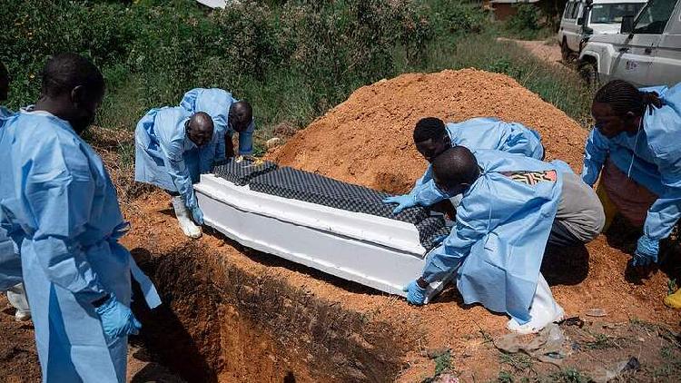 DR Congo Ebola cases approach 900 mark as disease spreads rapidly