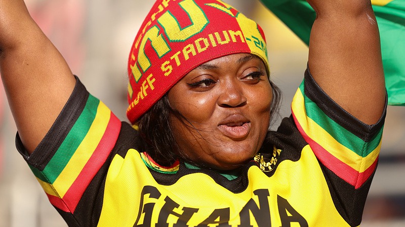 Cardiff, Wales, a supporter of Ghana watches the international friendly match between Wales and Ghana at Cardiff City Stadium on June 2, 2026. /CFP