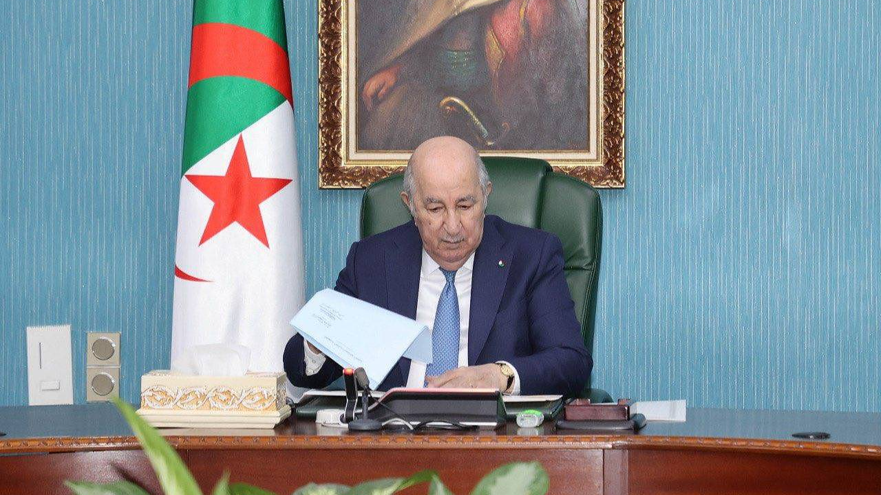 President Abdelmadjid Tebboune chaired a meeting of the High Security Council to review the latest security developments and regional issues in Algiers, Algeria, March 3, 2026. /CFP