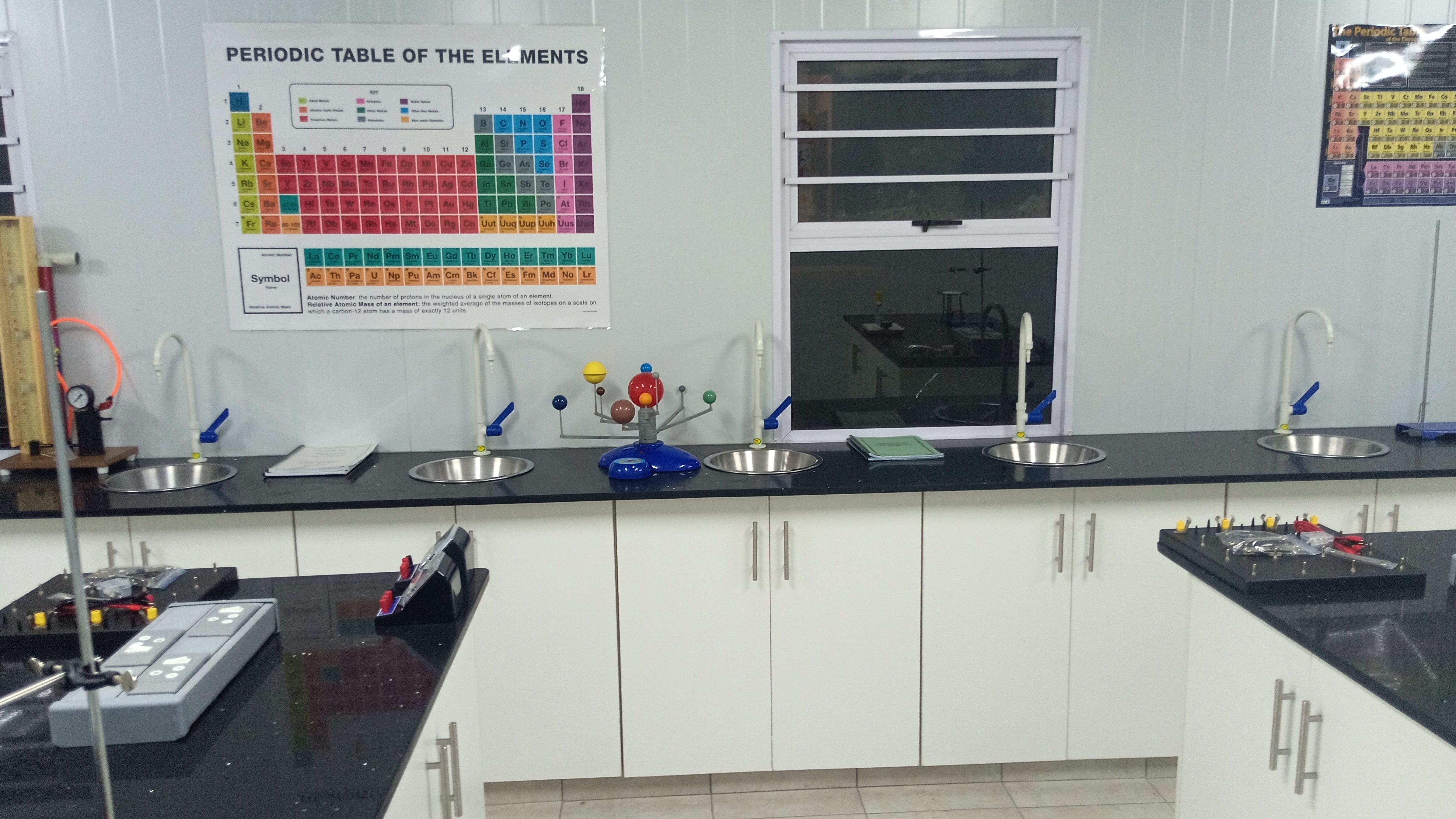 Mobile science labs improve science results in South Africa