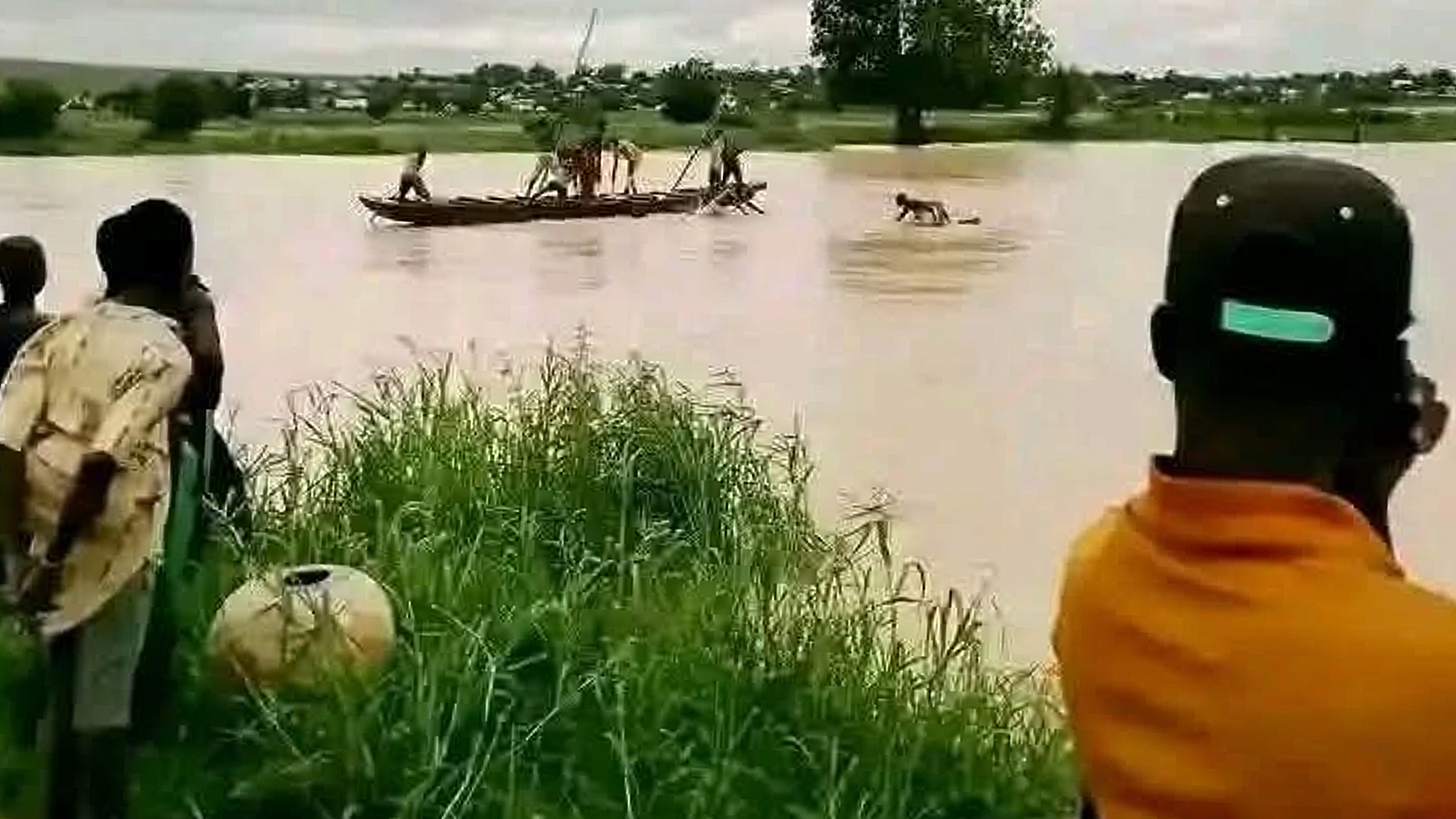 Dozens dead after boat capsizes in Nigeria