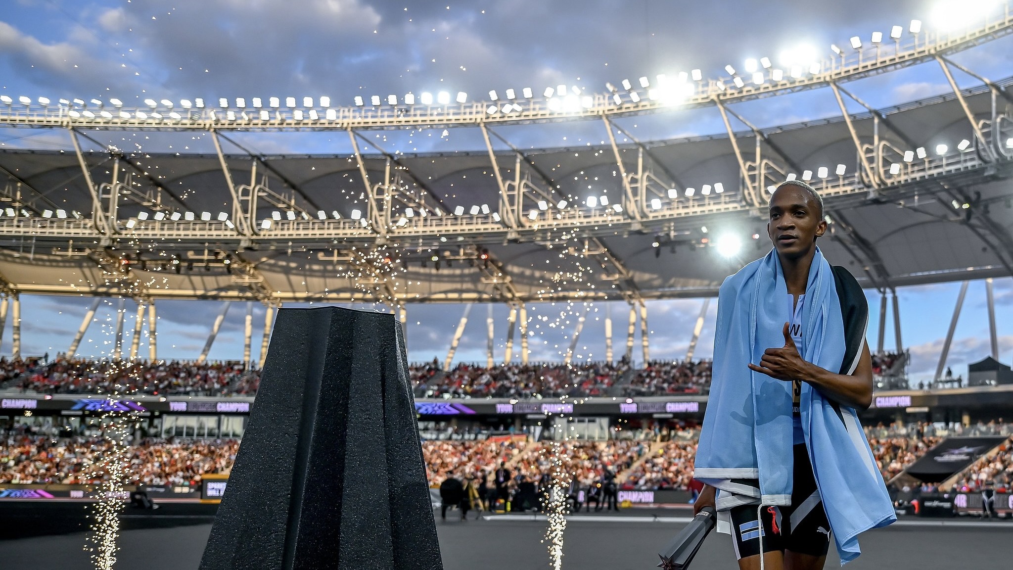 Botswana's Busang Collen Kebinatshipi celebrates his 2026 World Ultimate Championships victory in the men's 400-meter final at the National Athletics Centre in Budapest, Hungary on September 12, 2026. /CFP
