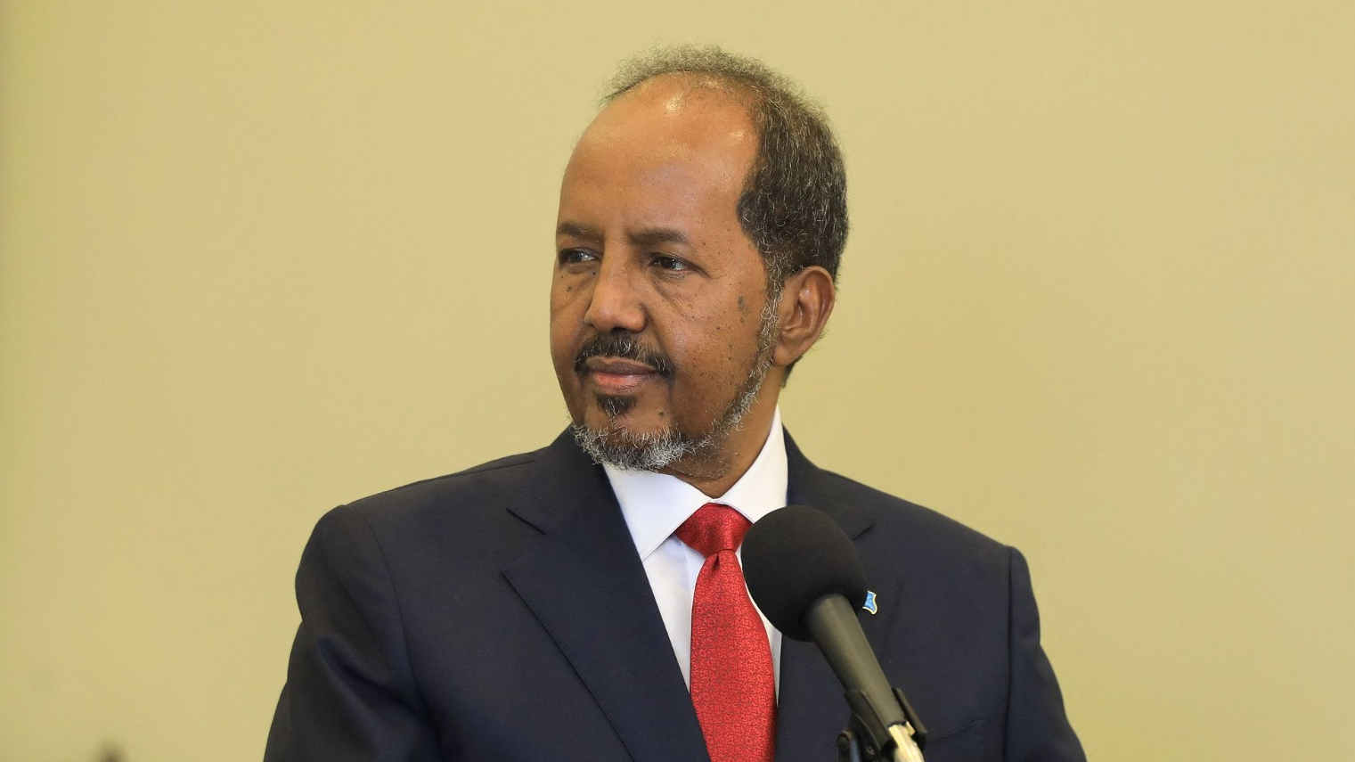 FILE: Somalia's President Hassan Sheikh Mohamud pictured at the Presidential palace, Villa Somalia, in Mogadishu, Somalia, on April 11, 2023. /CFP 
