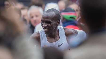 Eliud Kipchoge receives honorary degree from Kenyan university - CGTN